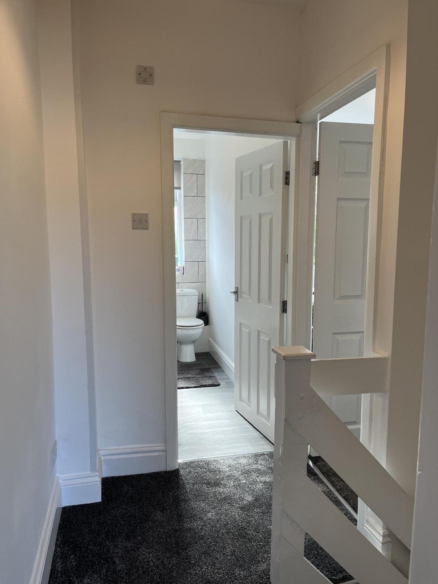 Modernised Central Wigan Townhouse Sleeps Up To 6 Exterior foto